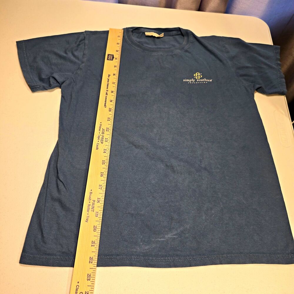 Simply Southern Collection Blue youth L Short Sleeve Crew Fireflies Graphic Tee
